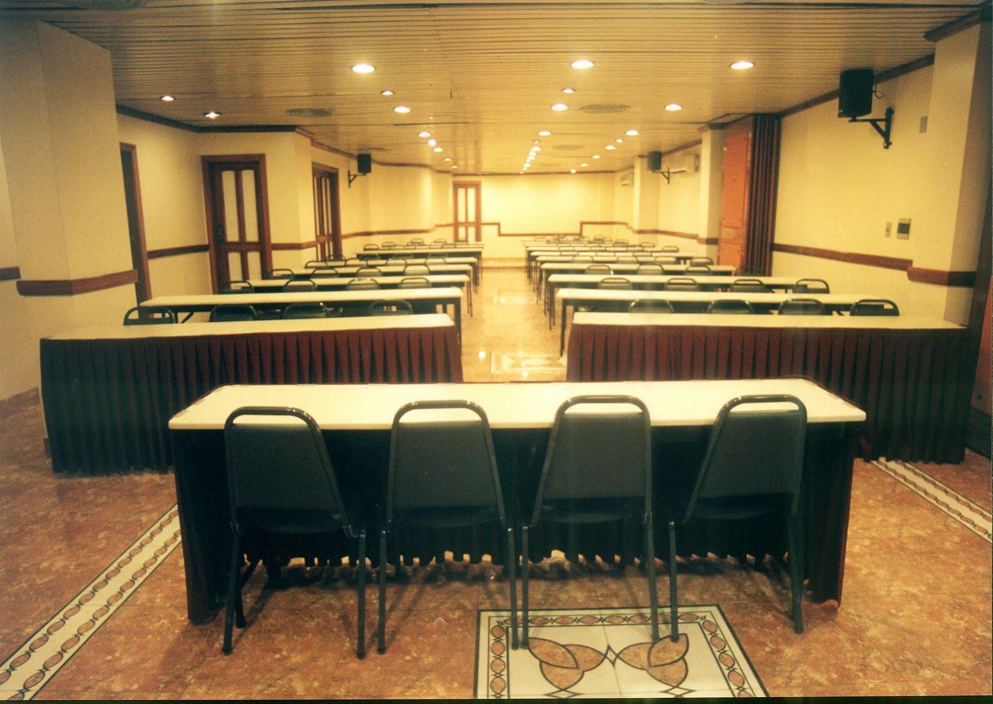 Lider Hotel Manaus Bagian luar foto