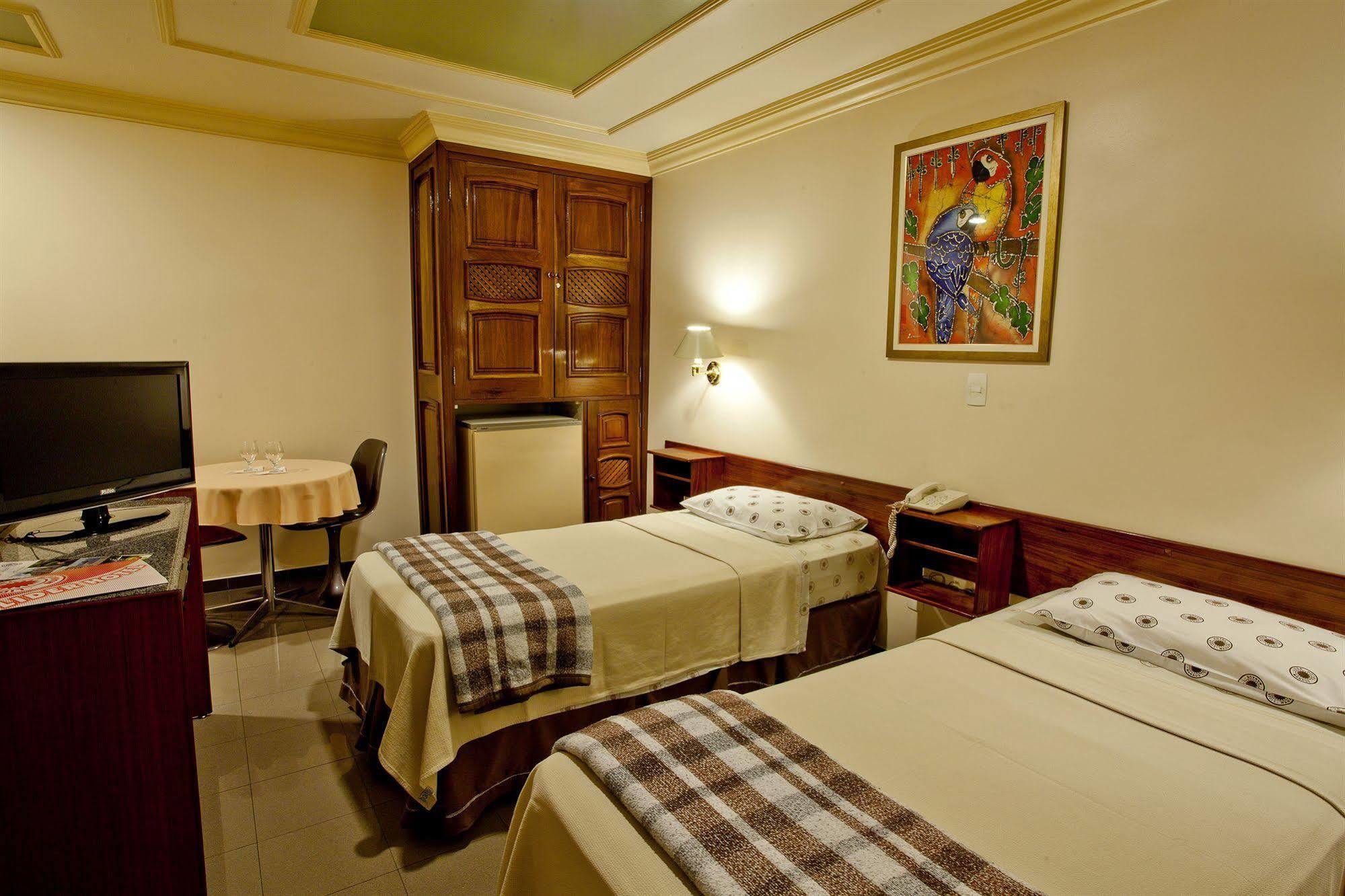 Lider Hotel Manaus Bagian luar foto